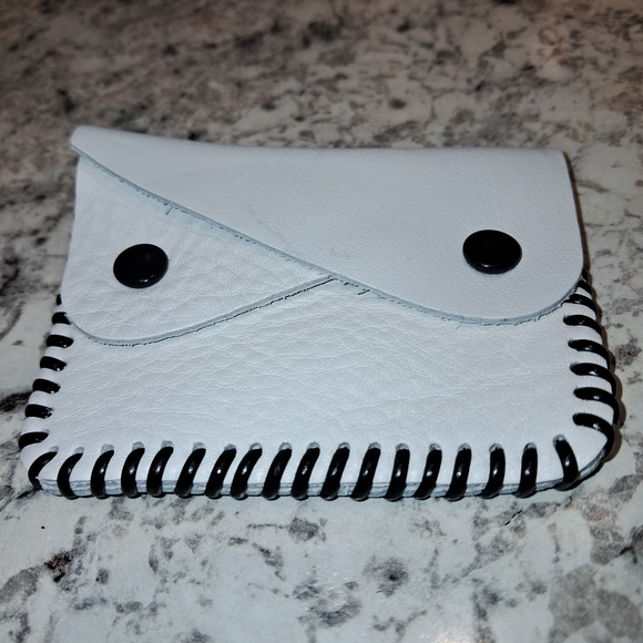 Leather Kits Handbags - NEW Handcrafted 2 Pocket White Leather Card Holder/Coin Purse Snap Wallet